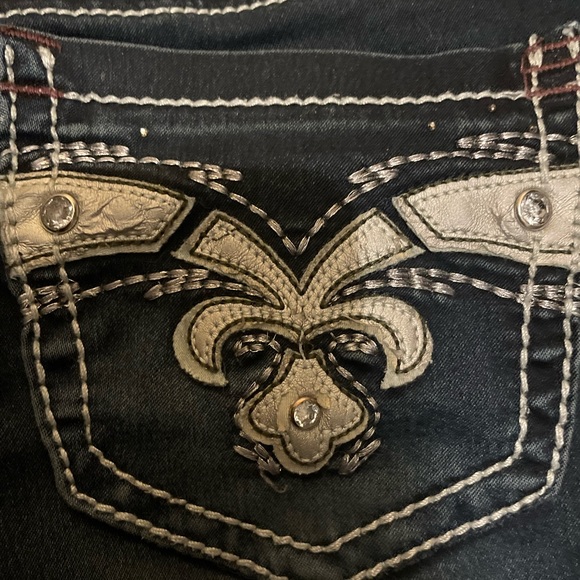 Hydraulic skinny. Size 3/4. Fits small. Great condition no rips and no fraying. - Picture 3 of 3